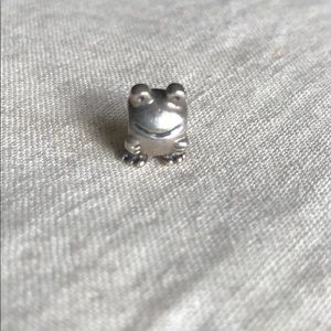 Pandora frog bead
